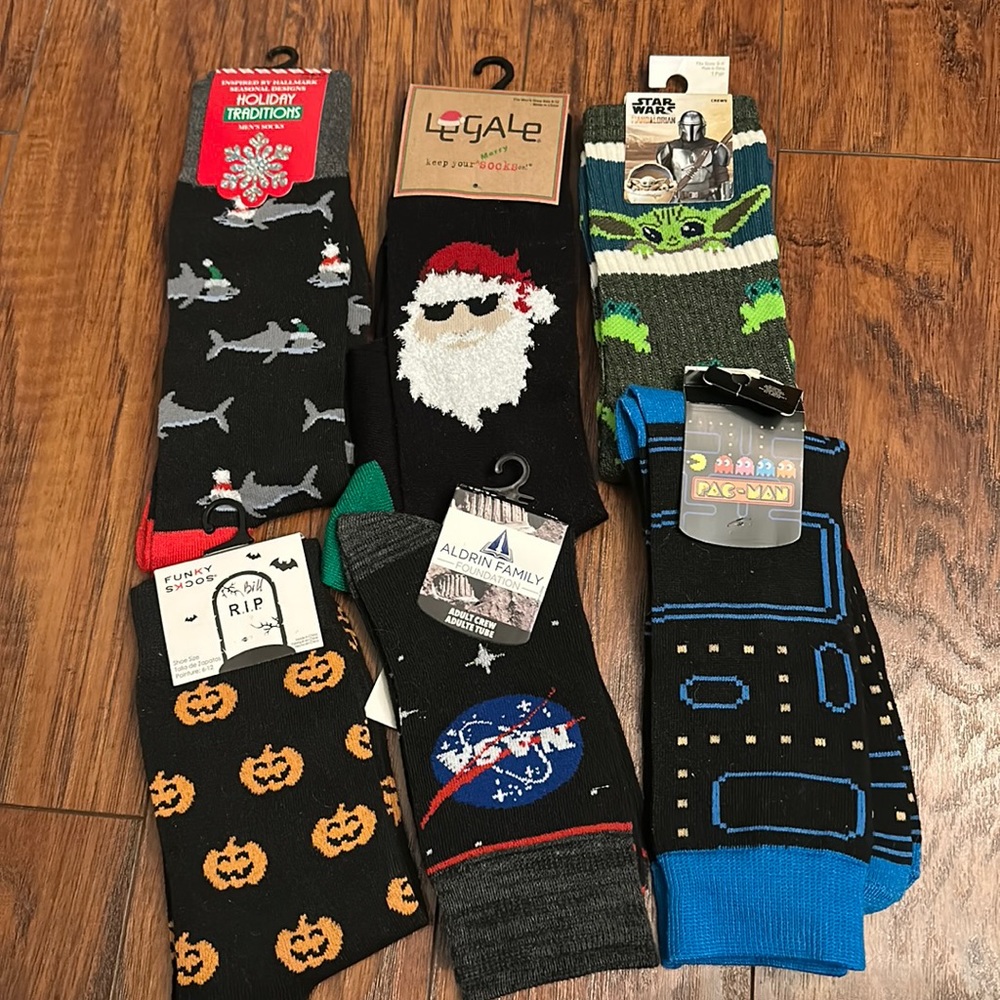 Lot of men’s funny socks (NWT)